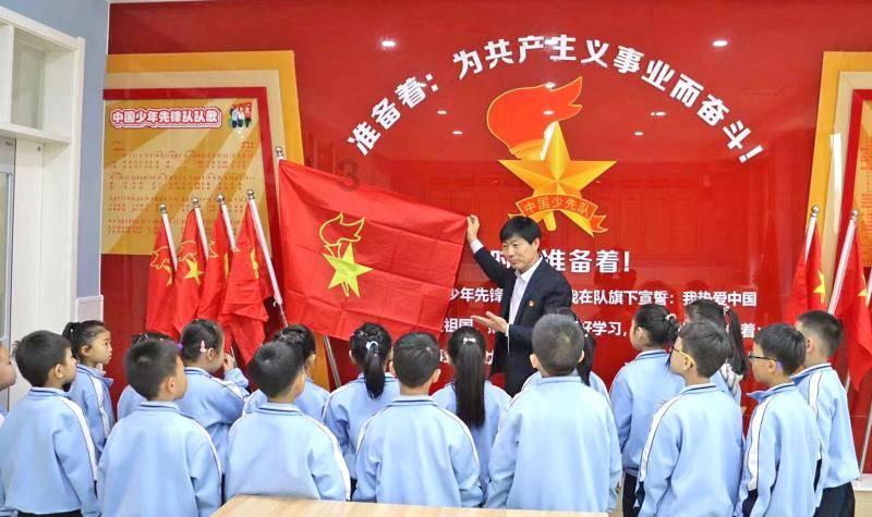 张学友时隔29年再唱《偷心》，感动大喊：谢谢《繁花》让它复活
